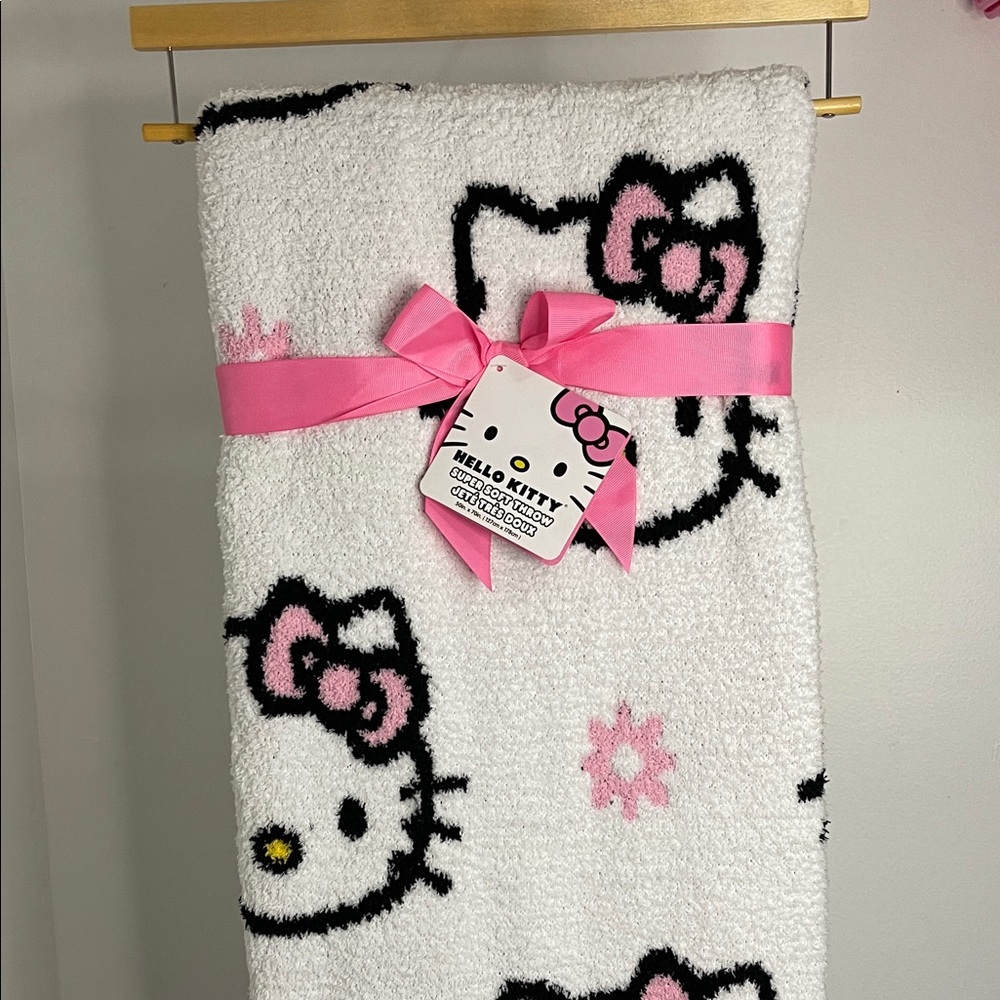 Hello Kitty Pink and White Fleece Blanket